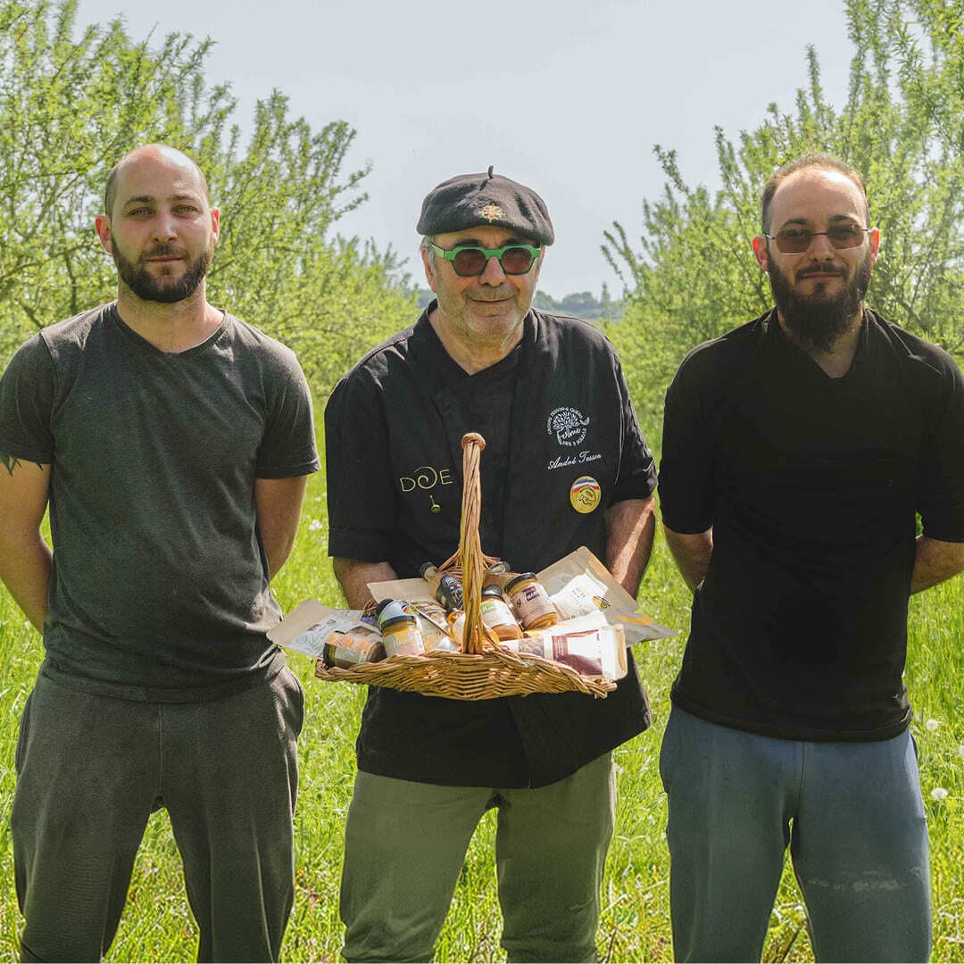 11,51 ha en arboriculture - Noisettes et Amandes Bio